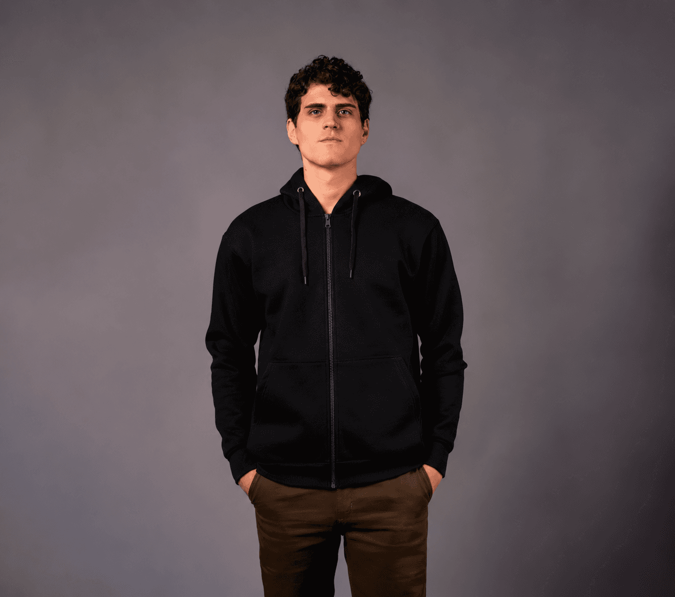 Campera canguro con capucha - Frisa Peinada PREMIUM - 100% algodón — vista 1